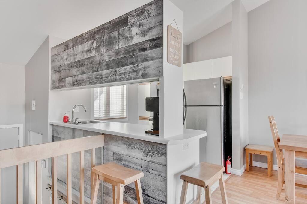 Le Cozy-Condo A Louer A สโตนแฮม ภายนอก รูปภาพ