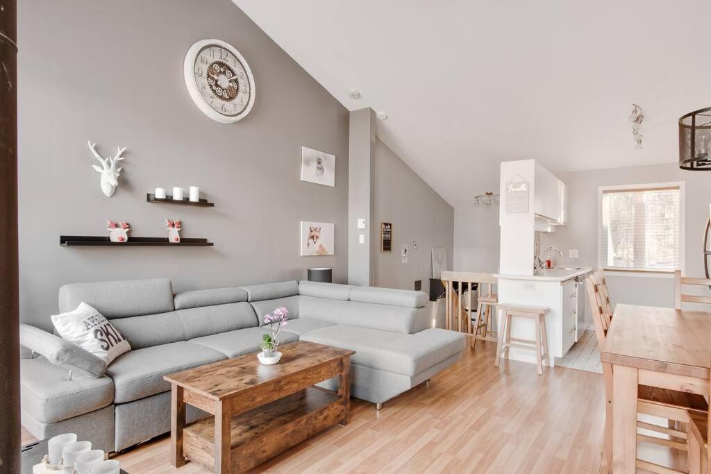 Le Cozy-Condo A Louer A สโตนแฮม ภายนอก รูปภาพ